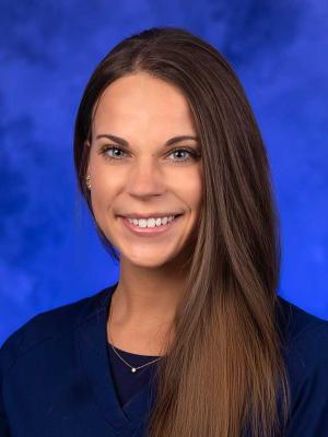 Melissa Zumbrun, professional head and shoulders photograph.