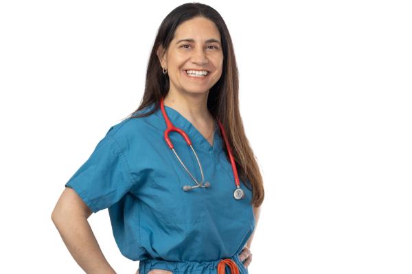 Luciana Troccoli - Photo of a woman in scrubs.